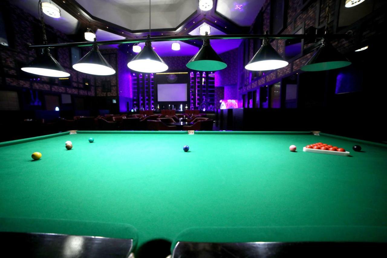 Rg Royal Hotel Bangalore Eksteriør billede